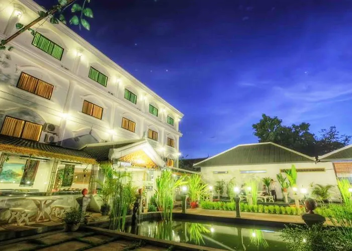 Galaxy Angkor Boutique 3*